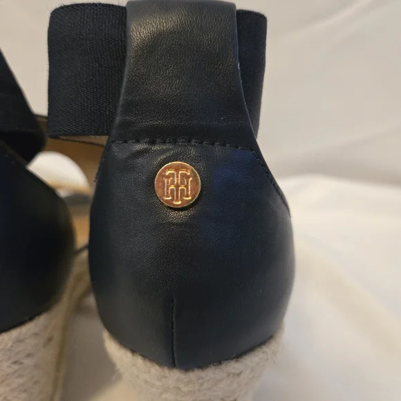 Tommy Hilfiger Yemina Espadrille Wedge Sandals | NWOT | Size 6 - Picture 3 of 8